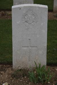 Wancourt British Cemetery - Hillier, A W