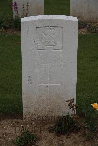 Wancourt British Cemetery - Hiscock, F W