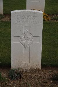Wancourt British Cemetery - Holloway, Ernest