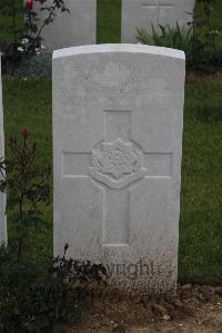 Wancourt British Cemetery - Holmes, George