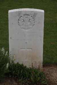Wancourt British Cemetery - Irving, Matthew