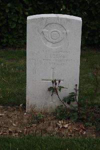 Wancourt British Cemetery - Keep, F