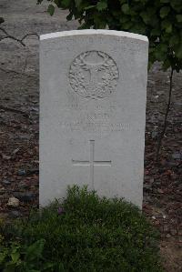 Wancourt British Cemetery - Kidd, J