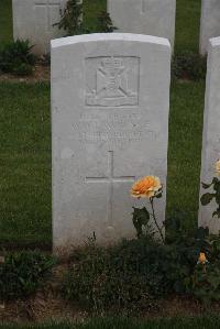 Wancourt British Cemetery - Lawrence, W J