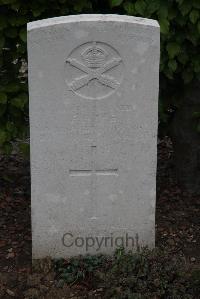 Wancourt British Cemetery - Lee, Frederick Howell