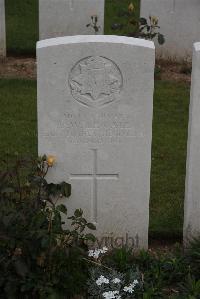 Wancourt British Cemetery - Le Gall, George William