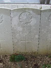 Wancourt British Cemetery - Lepine, W