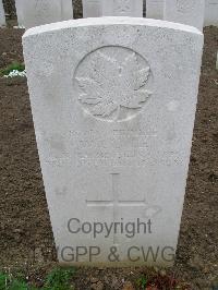 Wancourt British Cemetery - Lyle, W L