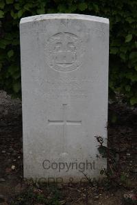 Wancourt British Cemetery - Mann, H