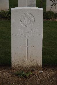 Wancourt British Cemetery - Mann, J H