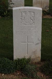 Wancourt British Cemetery - McDougall, Frank