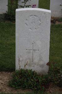 Wancourt British Cemetery - McKelvie, A