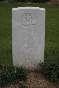 Wancourt British Cemetery - Meecham, H