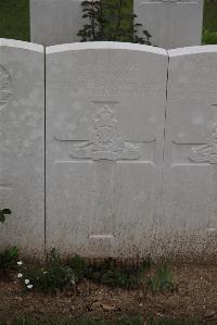 Wancourt British Cemetery - Morris, A T