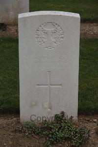 Wancourt British Cemetery - Murray, W