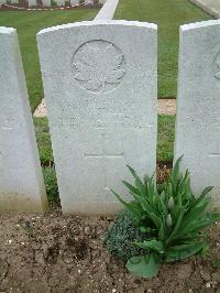 Wancourt British Cemetery - Quible, George
