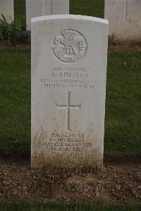 Wancourt British Cemetery - Ridgard, Arthur