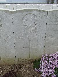 Wancourt British Cemetery - Riendeau, C E