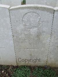 Wancourt British Cemetery - Rowe, E