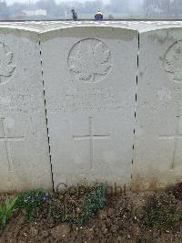 Wancourt British Cemetery - Roy, Edmond