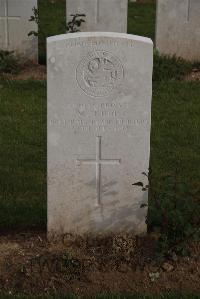 Wancourt British Cemetery - Ruddy, M