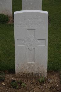 Wancourt British Cemetery - Scott, Henry
