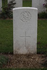 Wancourt British Cemetery - Simm, A G C