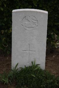 Wancourt British Cemetery - Smethurst, W