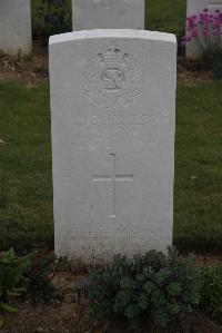 Wancourt British Cemetery - Smith, W E M