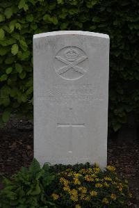 Wancourt British Cemetery - Stafford, B