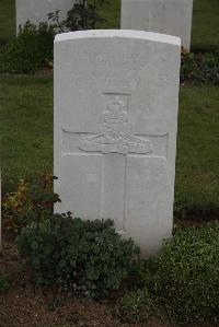 Wancourt British Cemetery - Stokes, J