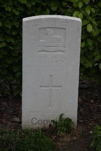 Wancourt British Cemetery - Tasker, H