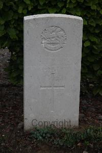 Wancourt British Cemetery - Taylor, C T