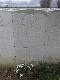 Wancourt British Cemetery - Turner, W