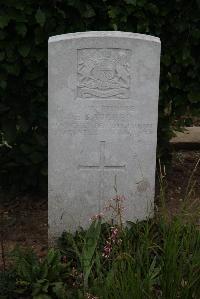 Wancourt British Cemetery - Vicker, Ernest Boyd