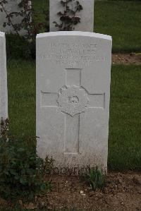 Wancourt British Cemetery - Waller, E G