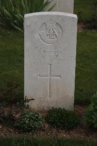 Wancourt British Cemetery - Waters, J