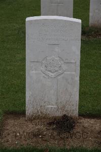 Wancourt British Cemetery - Young, John William