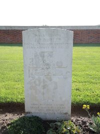 Warloy-Baillon Communal Cemetery Extension - Butler, J R