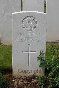 Warloy-Baillon Communal Cemetery Extension - Clark, Ernest James