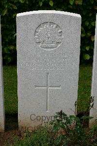 Warloy-Baillon Communal Cemetery Extension - Clarke, J M