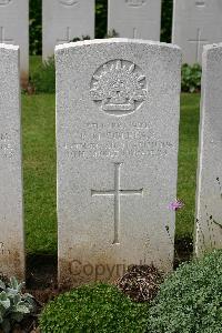 Warloy-Baillon Communal Cemetery Extension - Colefax, Bazil Hope