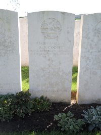 Warloy-Baillon Communal Cemetery Extension - Cooper, Alfred David