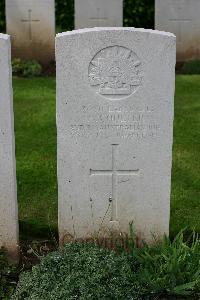 Warloy-Baillon Communal Cemetery Extension - Coulter, Hugh