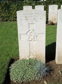 Warloy-Baillon Communal Cemetery Extension - Crennell, F