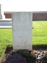 Warloy-Baillon Communal Cemetery Extension - Cutcher, A C