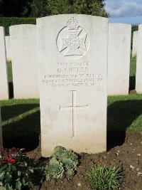 Warloy-Baillon Communal Cemetery Extension - Cutler, O