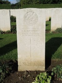 Warloy-Baillon Communal Cemetery Extension - Deverell, P A