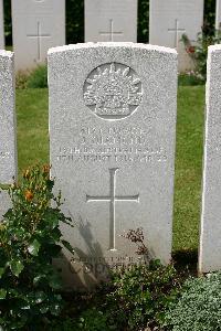 Warloy-Baillon Communal Cemetery Extension - Diamond, John