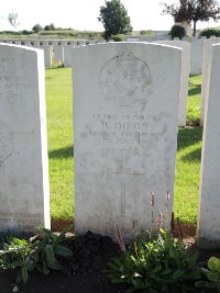 Warloy-Baillon Communal Cemetery Extension - Dixon, W